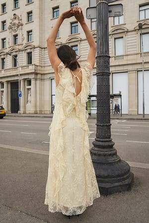 Image 3 of 7