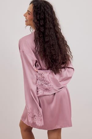 Image 3 of 6
