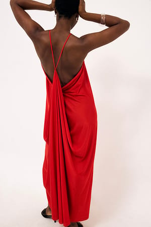 Red Fließendes, drapiertes Jersey-Maxikleid