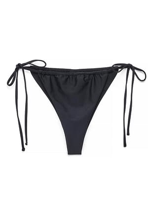 Black Braguita de bikini fruncida