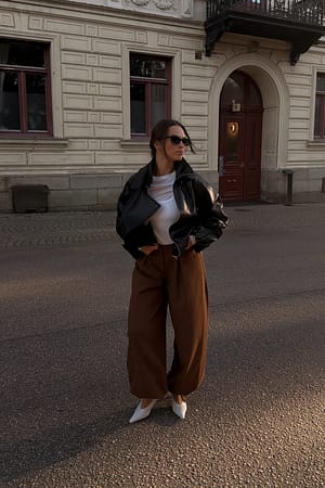 Brown Broek met ballonzoom