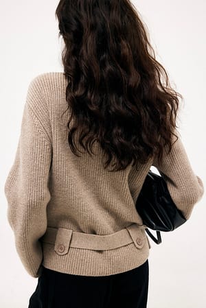 Image 2 of 6