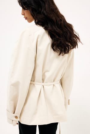 Image 2 of 6