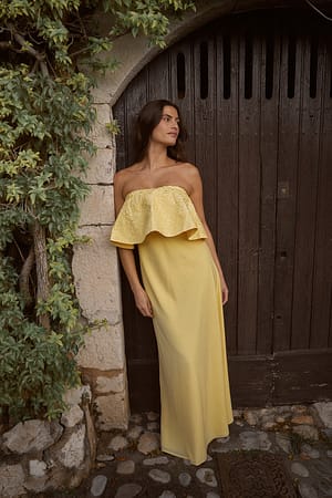 Yellow Robe longue bandeau en jacquard à coupe volumineuse