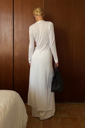 Image 2 of 6
