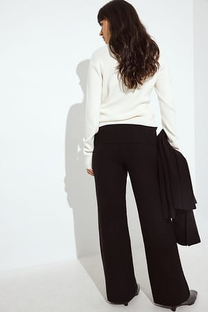 Image 2 of 6