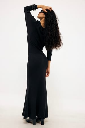 Image 2 of 6