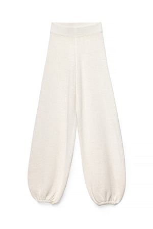 Offwhite Stickade ballongbyxor i bandgarn