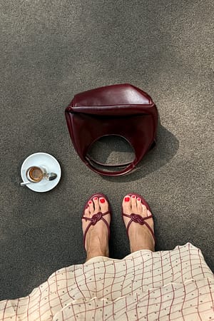 Burgundy Chaussures à talon avec nœud