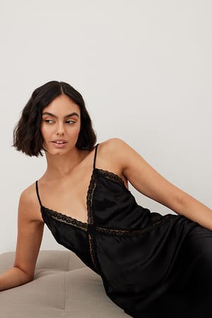 black feather mini dress Strapless in – MagChic Occasion:Civil Ceremony Color:Dusk Carolina Herrera Floral Embroidered