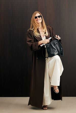 Brown Lange Trenchcoat