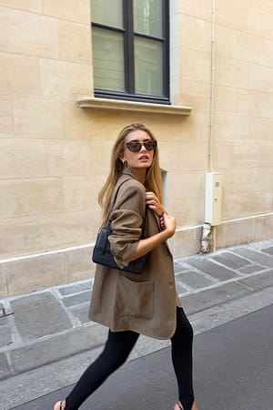 Dark Brown Blazer med to lommer