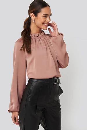 Gathered Neck Blouse Pink | NA-KD