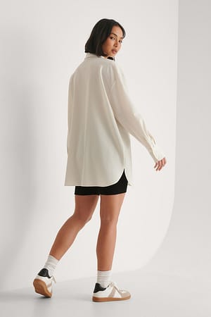 NA-KD Damen Overlap Cropped Shirt Hemd, Weiß, 36 EU Ab 30,64