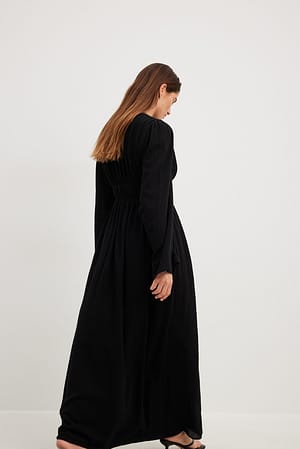 Image 2 of 7