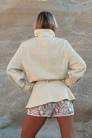 Image 2 of 7