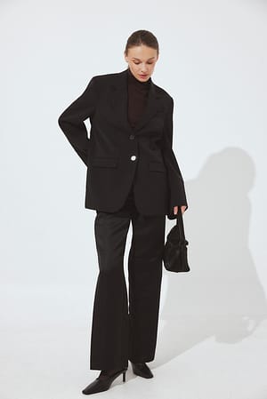 Black Oversized Blazer With Wide Sleeves