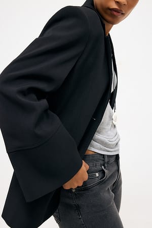 Black Oversized Blazer With Wide Sleeves
