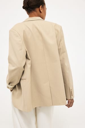 Image 3 of 8