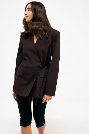 Brown Oversized blazer med knytedetaljer