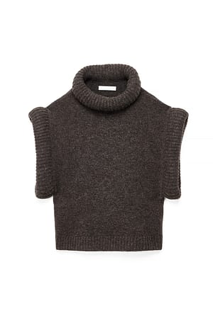 Dark Brown Polstret kant ermeløs strikket genser
