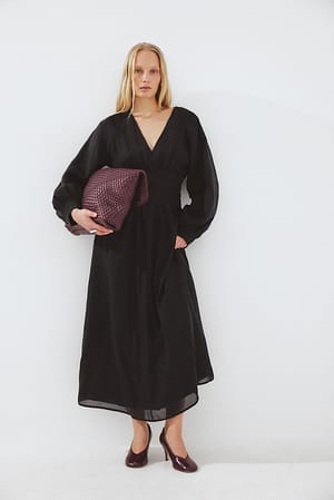 Black Pleated Waist V Neck Midi Dress