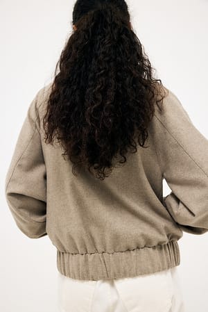 Image 2 of 7