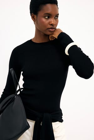 Black Ribbed Knitted Round Neck Top