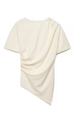 Image 4 of 6