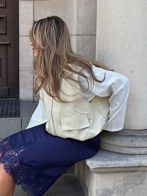 Beige Vest met zakdetails