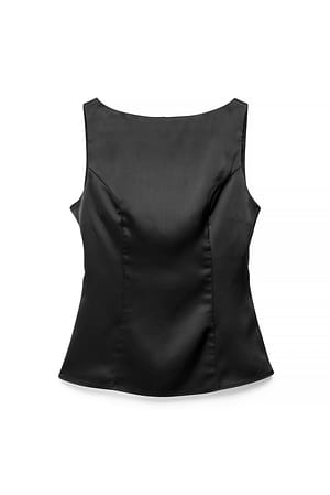 Black Sateng singlet med åpen rygg og blonderdetalj