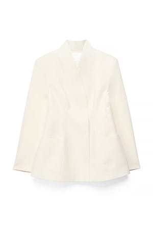 White Blazer Esculpido