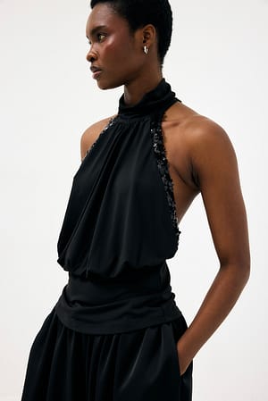 Image 2 of 6