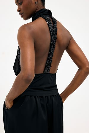 Black Pailletten-Racerback-Top