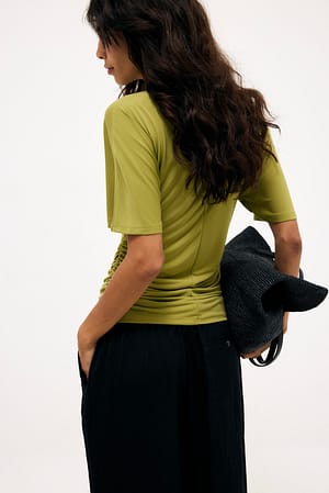 Image 2 of 6