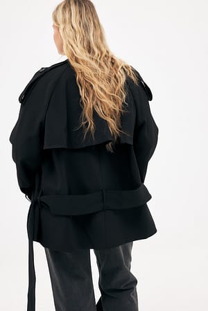 Image 2 of 7