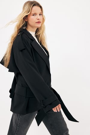 Black weicher taillierter Mid-Trenchcoat