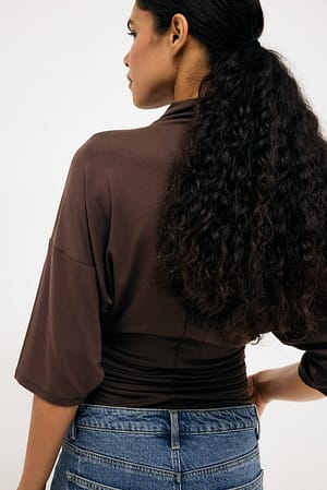 Image 2 of 6