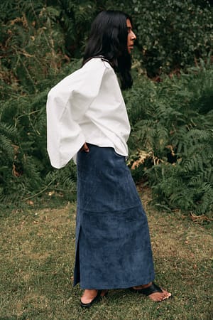 Image 3 of 6