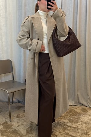 Beige Trench Detaljfrakk