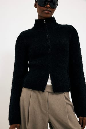 Image 3 of 3