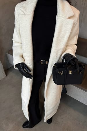 Offwhite Lang frakke med lige pasform