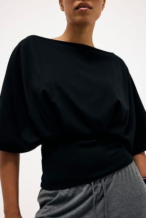 Black Waist Focus Topp