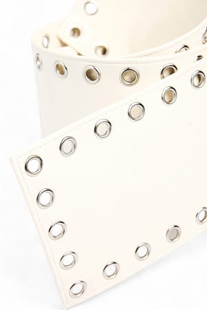 Image 5 of 5