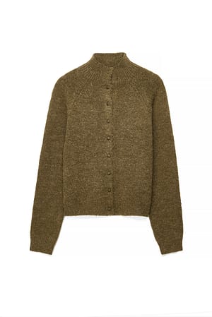 Image 4 of 6