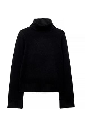 Black Wool Knitted Sleeve Slit Sweater
