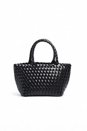 Black Handtasche aus geflochtenem Leder