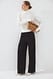 White hochtaillierte Jeans mit Falten