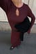 Burgundy Strick-Midikleid mit Schlüssellochausschnitt und Rüschen