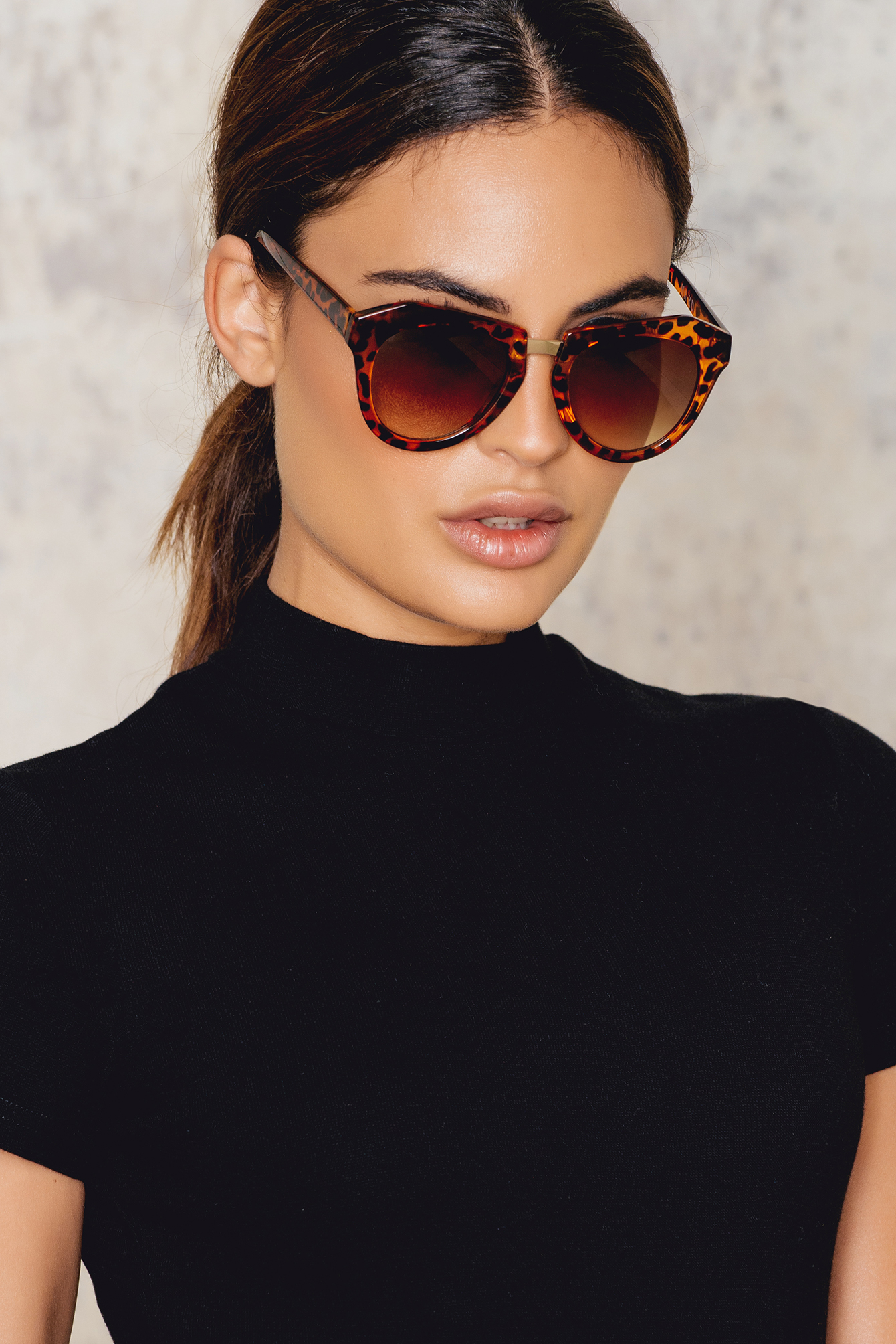 Edgy Turtle Sunglasses Leopard NAKD